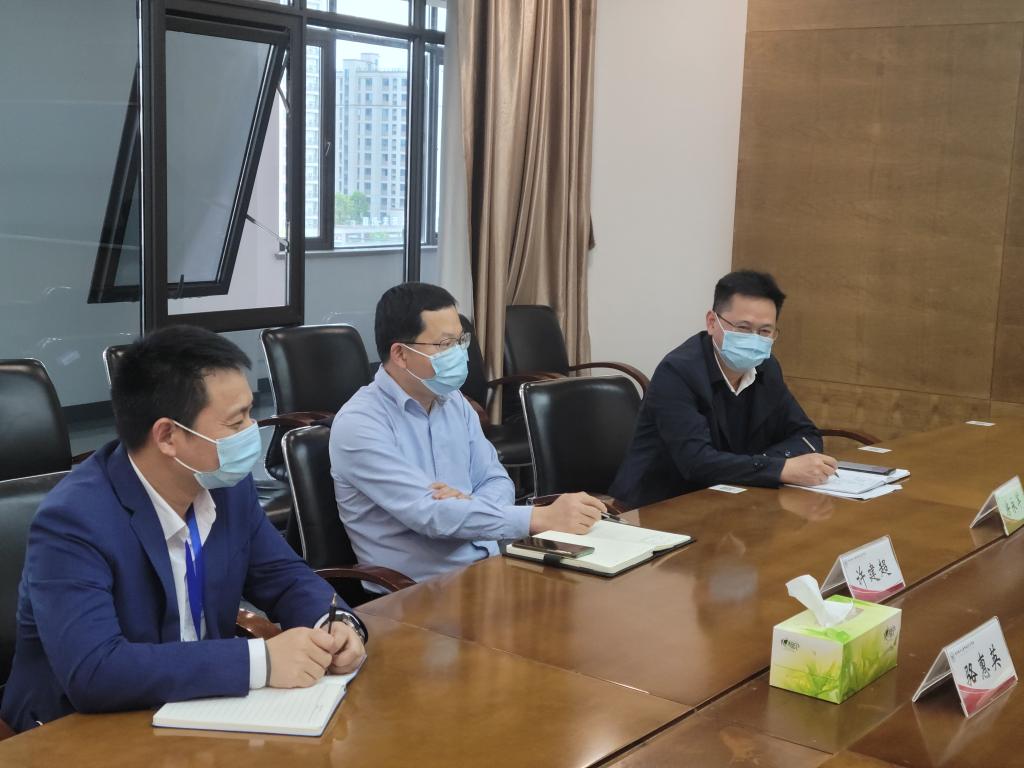 上虞区委副书记许建超来我院调研疫情防控工作